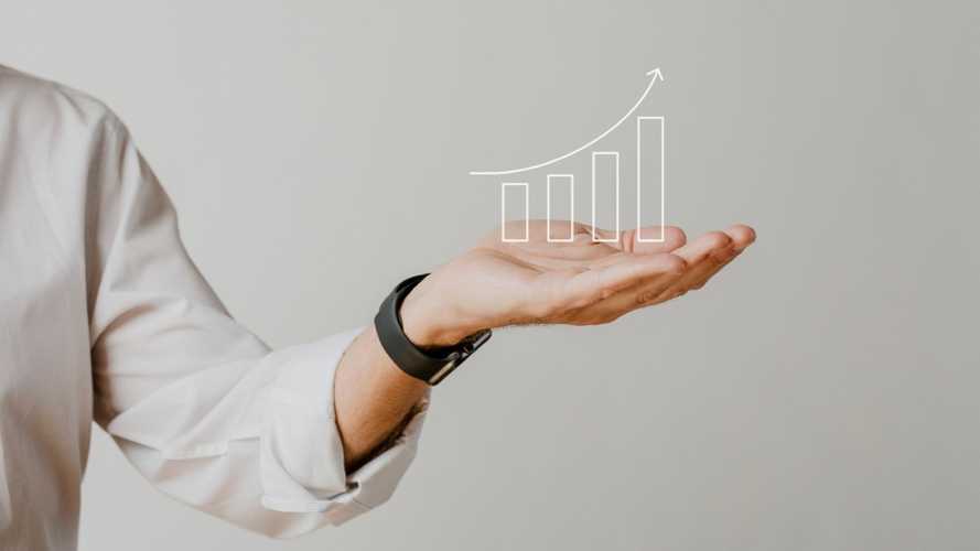LLMOps: métricas, logs e avaliação para operar IA em produção