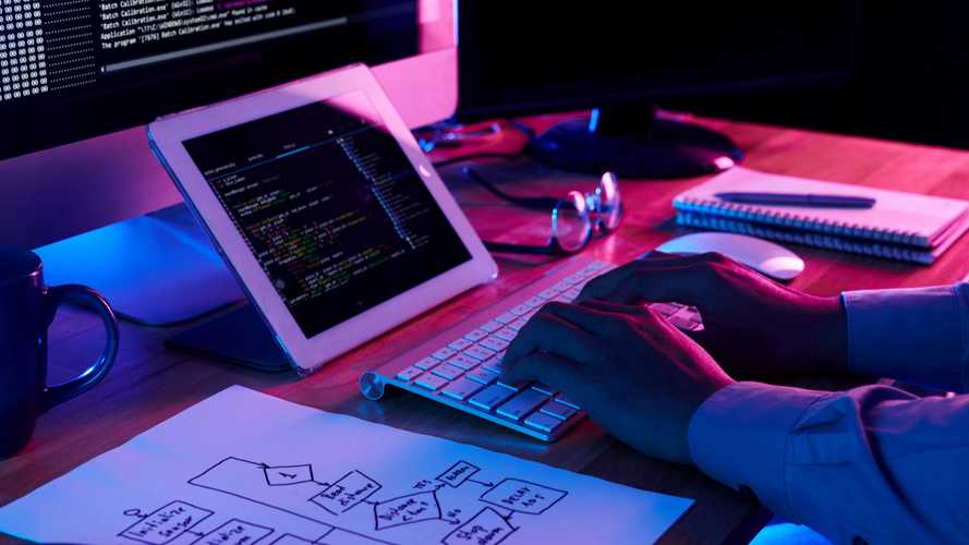 Runner dedicado: como escolher a máquina (Mac mini, Windows ou Linux)